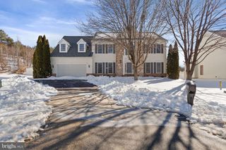 7002 FERGUSON DR, Fredericksburg, VA 22407