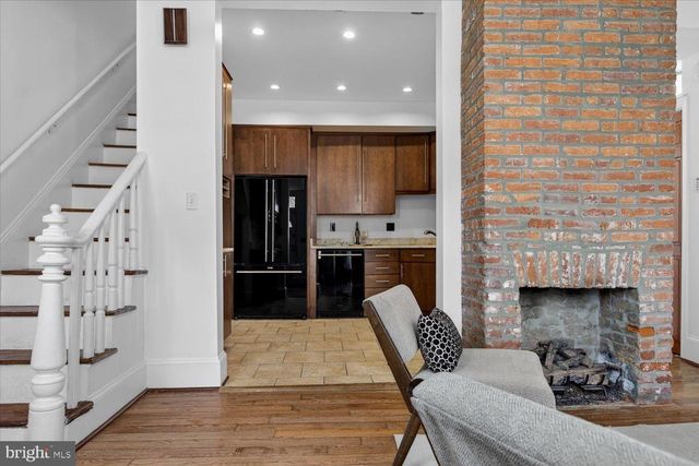 911 INDEPENDENCE AVE SE, Washington, DC 20003