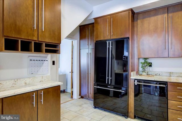 911 INDEPENDENCE AVE SE, Washington, DC 20003