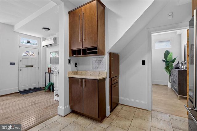 911 INDEPENDENCE AVE SE, Washington, DC 20003