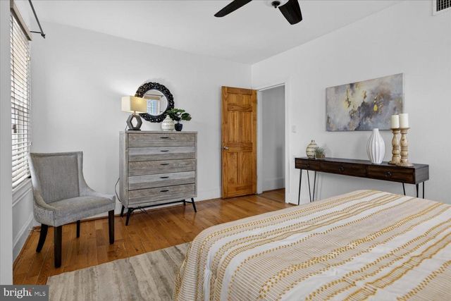 911 INDEPENDENCE AVE SE, Washington, DC 20003