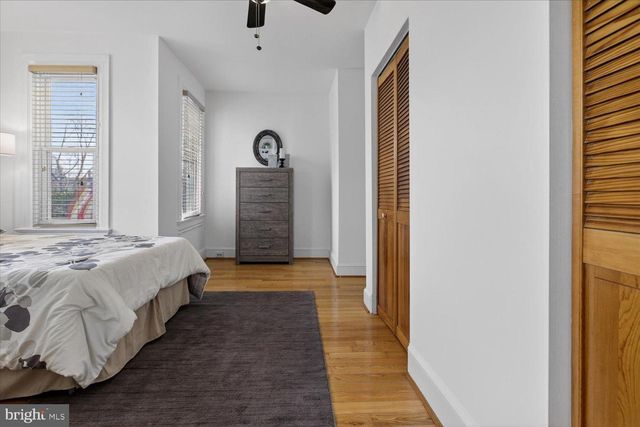 911 INDEPENDENCE AVE SE, Washington, DC 20003