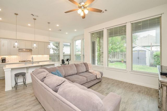 30614 Southern Dewberry Court, Fulshear, TX 77441