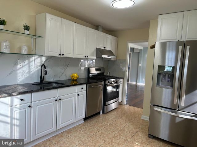 5530 HALWIS ST, Alexandria, VA 22303