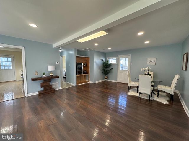 5530 HALWIS ST, Alexandria, VA 22303