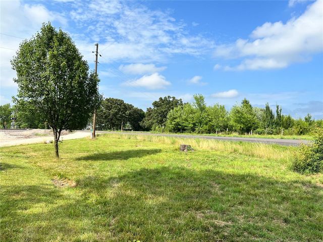 22164 State Route KK, St James, MO 65559