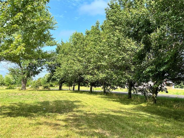 22164 State Route KK, St James, MO 65559