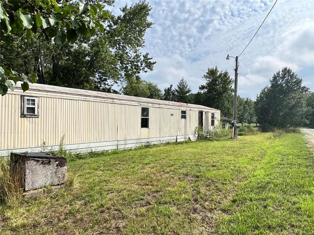 22164 State Route KK, St James, MO 65559