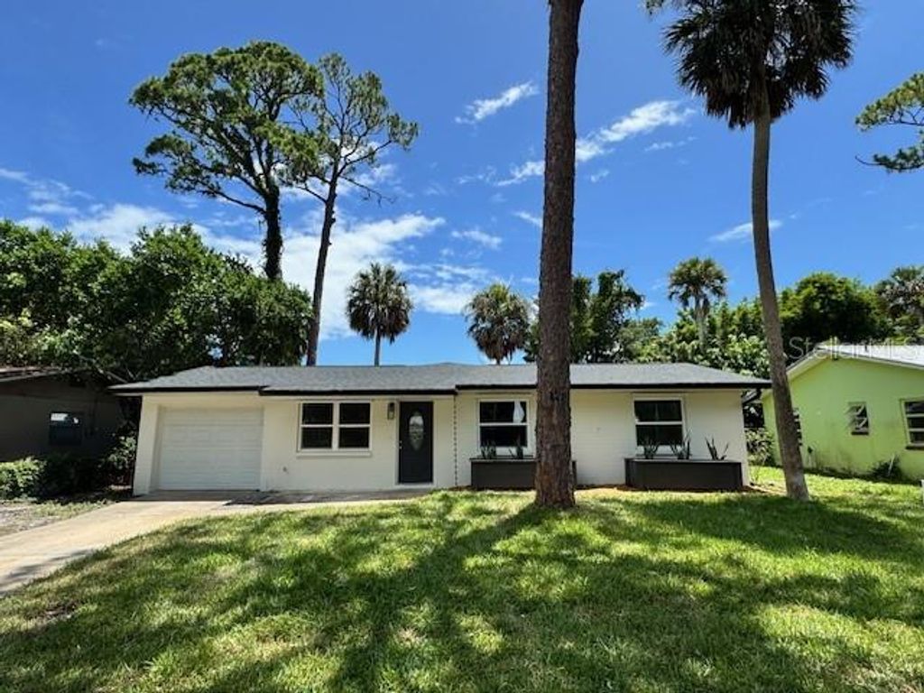 1107 DOUGHERTY STREET, New Smyrna Beach, FL 32168