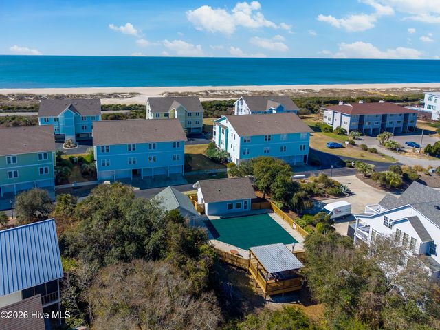 86 Foxfire Trace, Oak Island, NC 28465