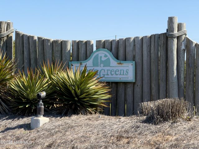 86 Foxfire Trace, Oak Island, NC 28465