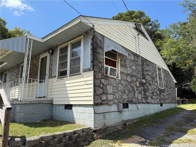 918 Rochester Drive, Fayetteville, NC 28305