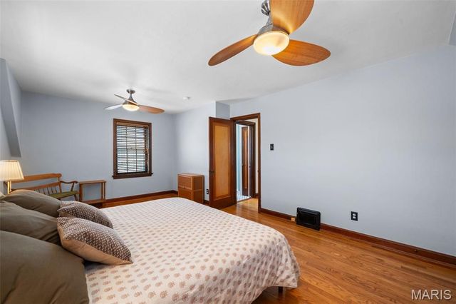 5750 Gresham Avenue, St Louis, MO 63109