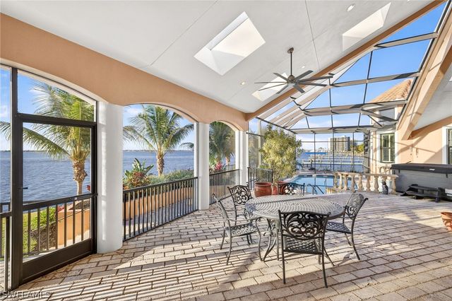 2600 McGregor BLVD, Fort Myers, FL 33901