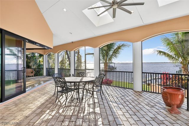 2600 McGregor BLVD, Fort Myers, FL 33901