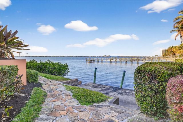 2600 McGregor BLVD, Fort Myers, FL 33901