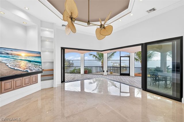 2600 McGregor BLVD, Fort Myers, FL 33901