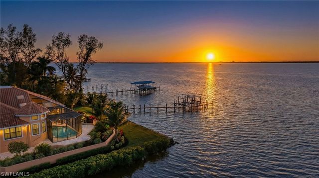 2600 McGregor BLVD, Fort Myers, FL 33901