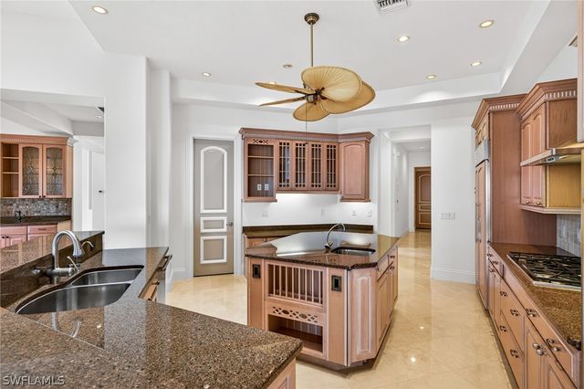 2600 McGregor BLVD, Fort Myers, FL 33901