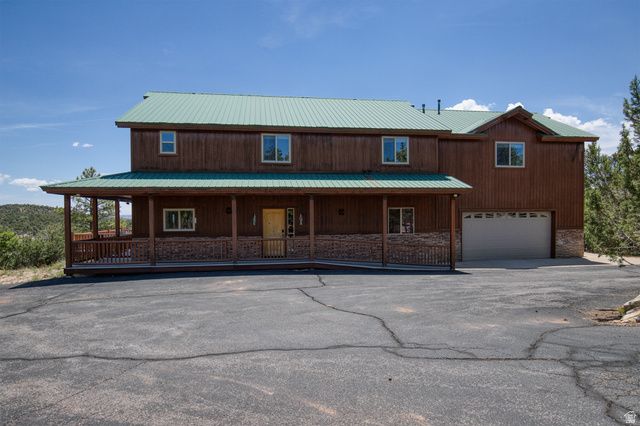 755 S ZION RIDGE RD, Orderville, UT 84758