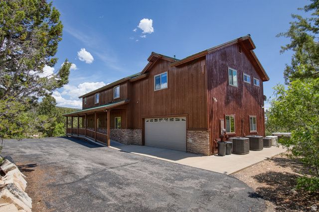 755 S ZION RIDGE RD, Orderville, UT 84758