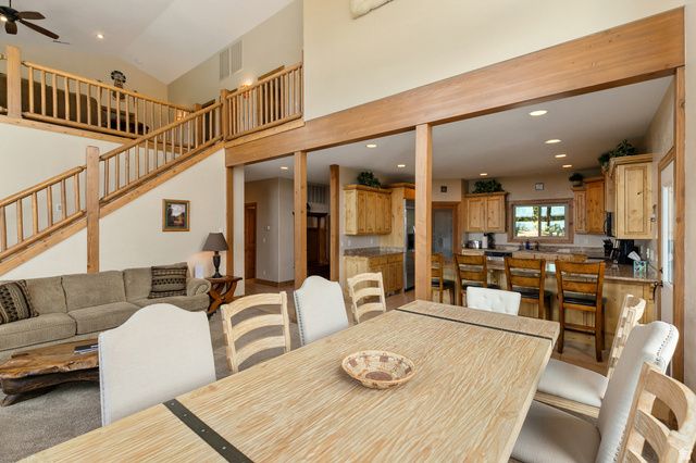 755 S ZION RIDGE RD, Orderville, UT 84758