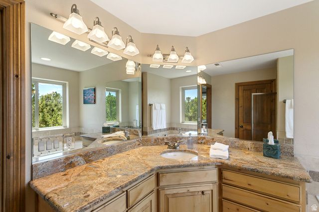 755 S ZION RIDGE RD, Orderville, UT 84758