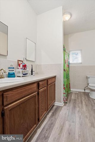 63 GREAT OAK LN, Harpers Ferry, WV 25425