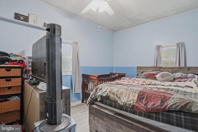 63 GREAT OAK LN, Harpers Ferry, WV 25425