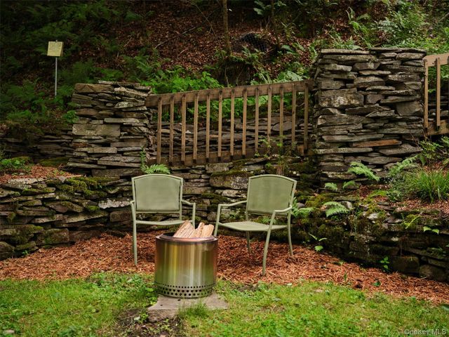 82 Cooks Brook Road, Roscoe, NY 12776