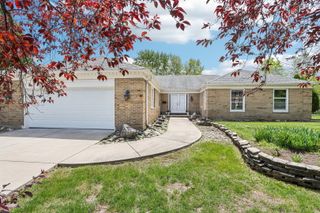1139 W Illinois Avenue, Palatine, IL 60067