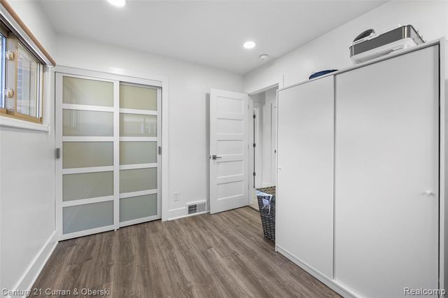 4008 Katherine Street, Dearborn Heights, MI 48125