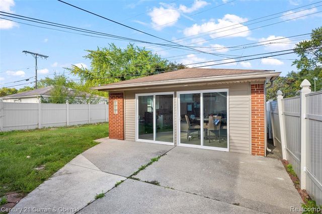 4008 Katherine Street, Dearborn Heights, MI 48125