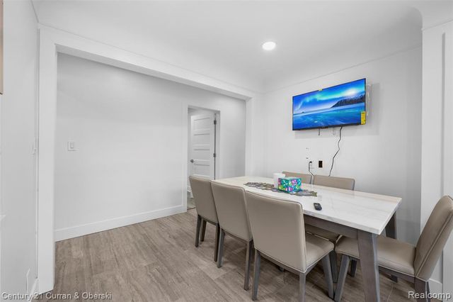 4008 Katherine Street, Dearborn Heights, MI 48125