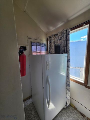 901 Delaware, Butte, MT 59701
