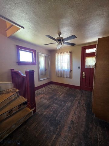 901 Delaware, Butte, MT 59701