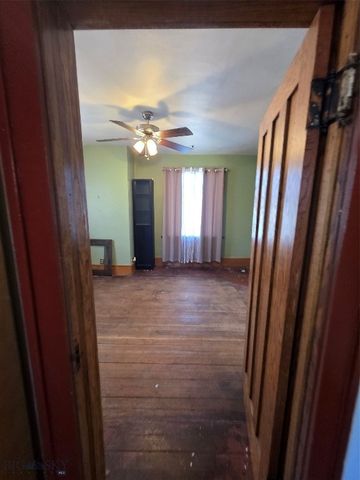 901 Delaware, Butte, MT 59701