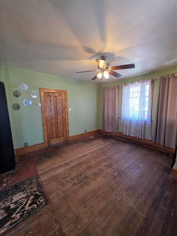 901 Delaware, Butte, MT 59701