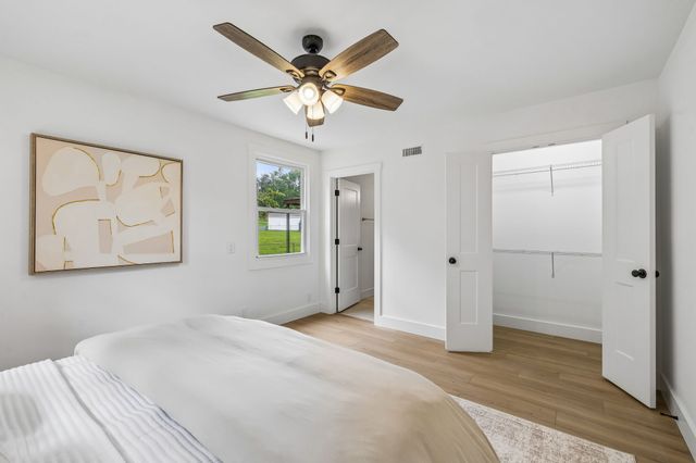 414 Hilltop Dr, Columbia, TN 38401