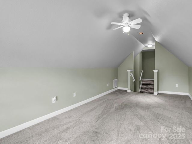89 Victoria Park Drive, Hendersonville, NC 28792
