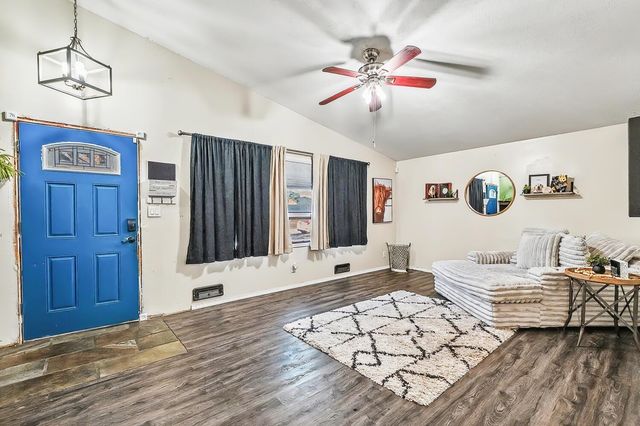 862 N Denmark Ave, Wichita, KS 67212