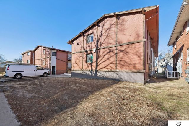 1328 E Street, Lincoln, NE 68508