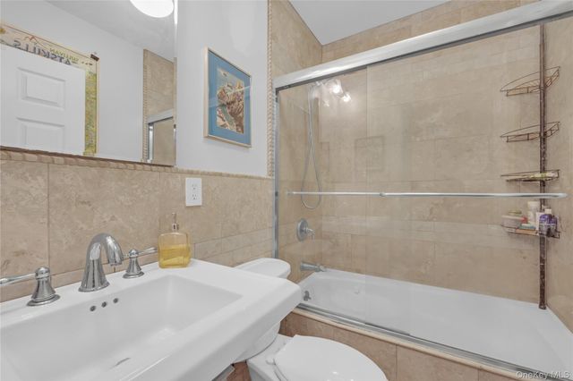 700 Dekalb Avenue, Brooklyn, NY 11216