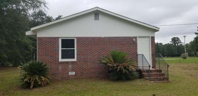 1375 Peurifoy Road, Walterboro, SC 29488