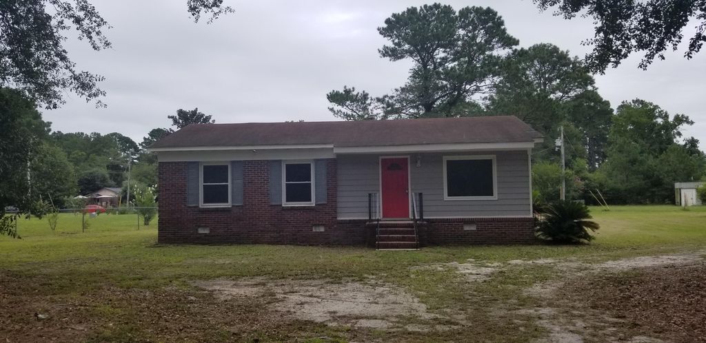 1375 Peurifoy Road, Walterboro, SC 29488