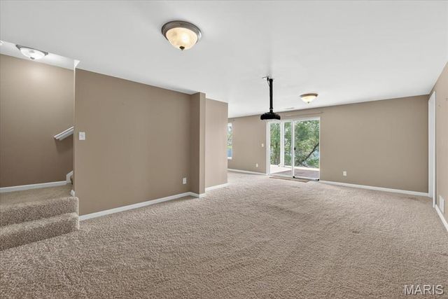 2562 Lakeshore Drive, Columbia, IL 62236