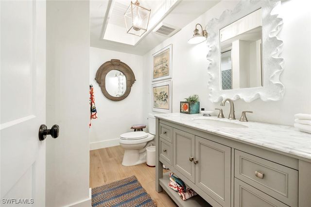 200 Burning Tree DR, Naples, FL 34105