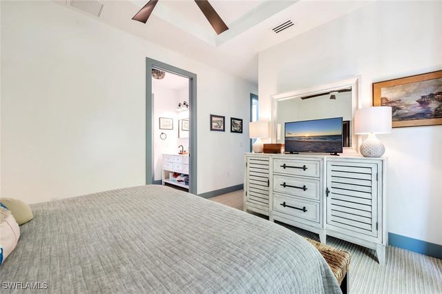 200 Burning Tree DR, Naples, FL 34105