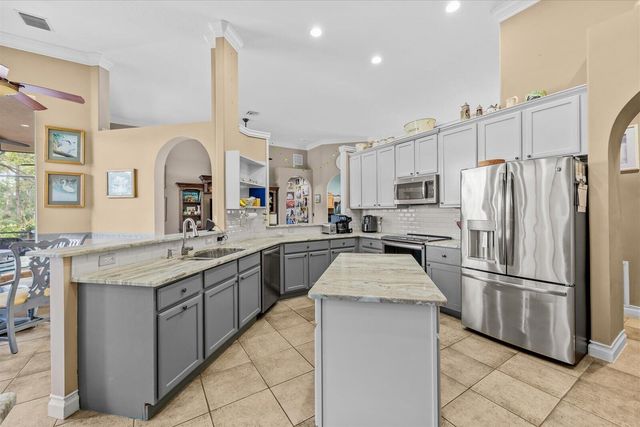 3178 SE Indian Wells Place, Stuart, FL 34997