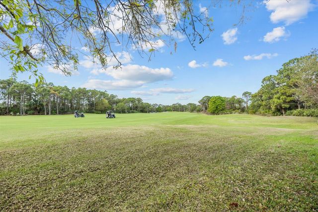 3178 SE Indian Wells Place, Stuart, FL 34997